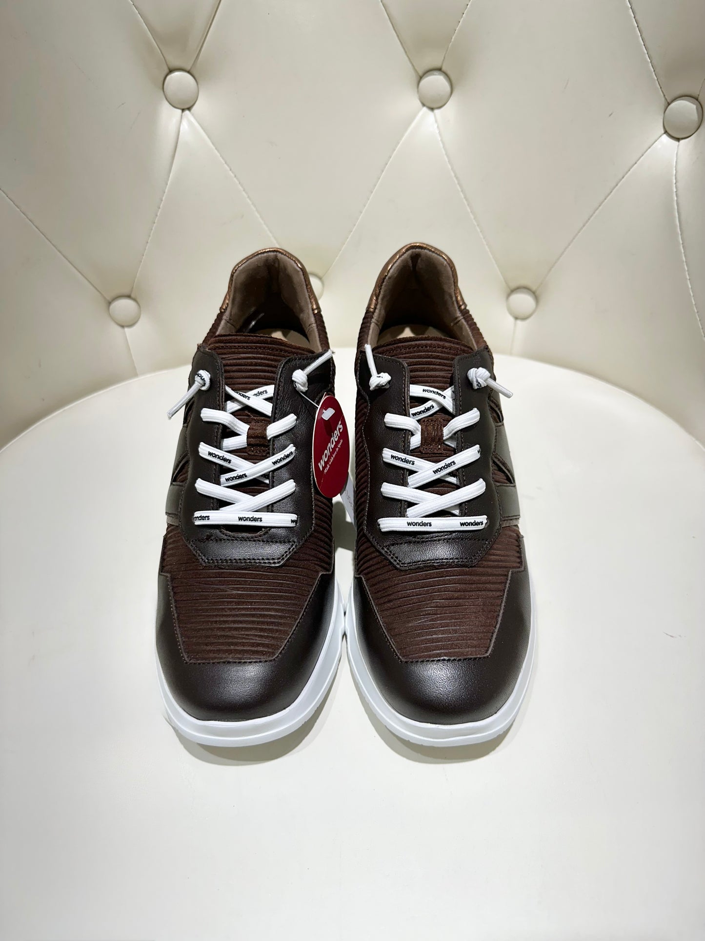 Zapato Wonders Marrón