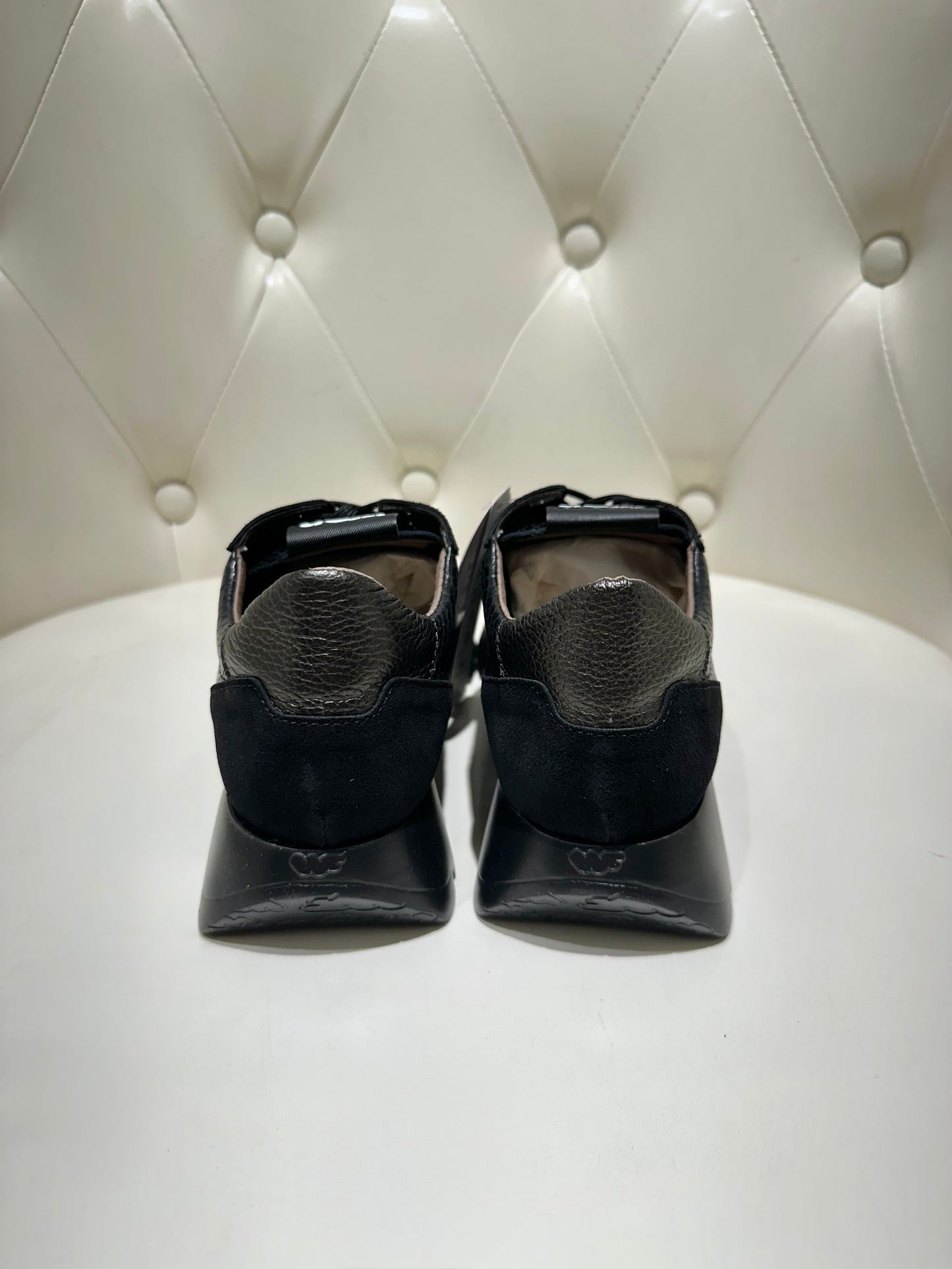 Zapato Wonders Negro Textura